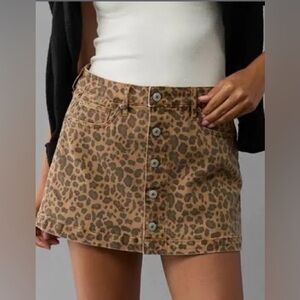 American Eagle Low Rise A Line Leopard Skirt Size 4